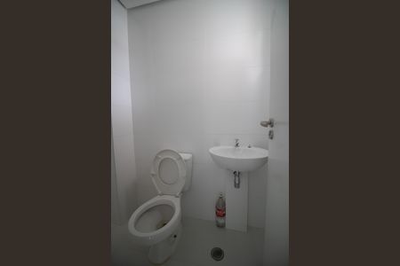 Apartamento à venda com 183m², 4 quartos e 4 vagas Apartamento à venda com 183m², 4 quartos e 4 vagasBANHEIRO DA ÁREA DE SERVIÇO