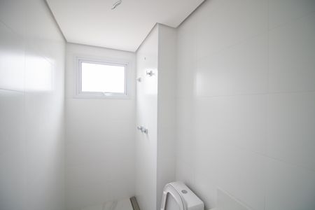 Apartamento à venda com 183m², 4 quartos e 4 vagas Apartamento à venda com 183m², 4 quartos e 4 vagasBANHEIRO