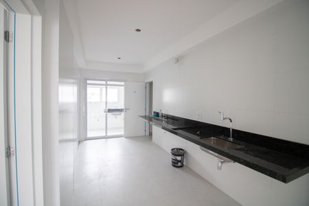 Apartamento à venda com 183m², 4 quartos e 4 vagas Apartamento à venda com 183m², 4 quartos e 4 vagasCOZINHA