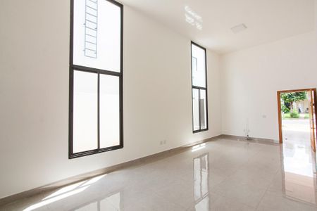 Casa de condomínio para alugar com 200m², 3 quartos e 2 vagasSala