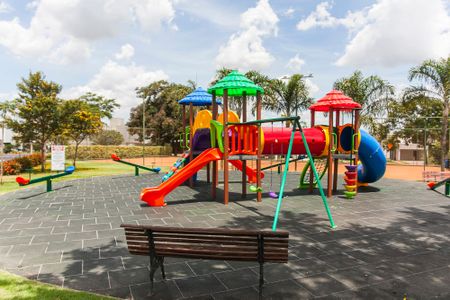 Casa de condomínio para alugar com 200m², 3 quartos e 2 vagasÁrea Comum - Playground