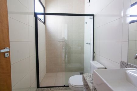 Casa de condomínio para alugar com 200m², 3 quartos e 2 vagasBanheiro da Suite 3