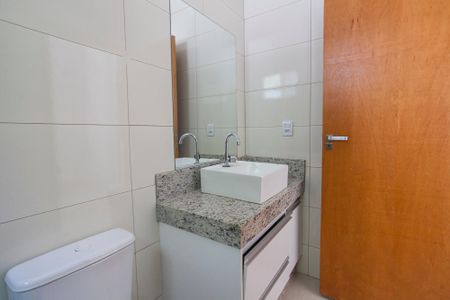 Casa de condomínio para alugar com 200m², 3 quartos e 2 vagasBanheiro da Suite 2