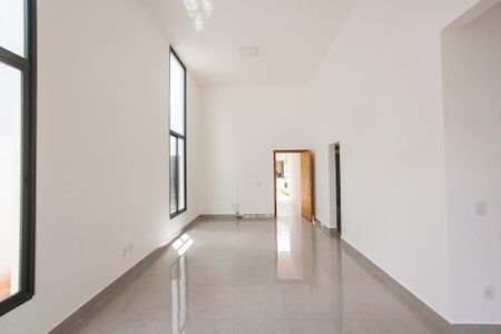 Casa de condomínio para alugar com 200m², 3 quartos e 2 vagasSala