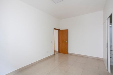 Casa de condomínio para alugar com 200m², 3 quartos e 2 vagasSuite 1