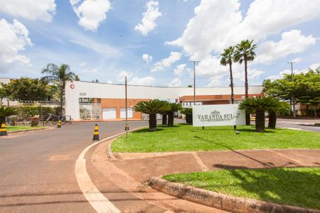 Casa de condomínio para alugar com 200m², 3 quartos e 2 vagasFachada do Condominio