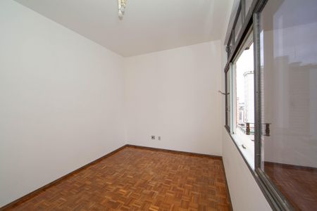 Apartamento à venda com 130m², 3 quartos e 1 vagaQUARTO2