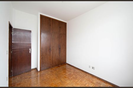 Apartamento à venda com 130m², 3 quartos e 1 vagaQUARTO3