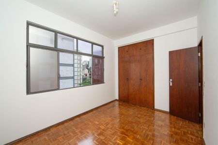 Apartamento à venda com 130m², 3 quartos e 1 vagaQUARTO2
