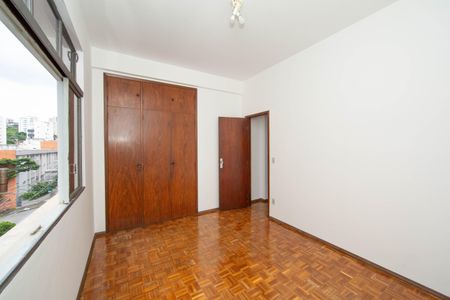 Apartamento à venda com 130m², 3 quartos e 1 vagaQUARTO2