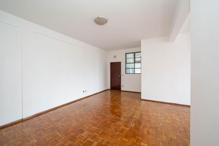 Apartamento à venda com 130m², 3 quartos e 1 vagaSALA