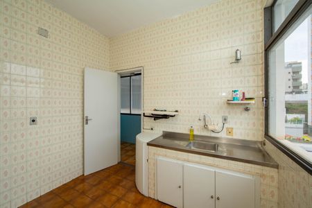 Apartamento à venda com 130m², 3 quartos e 1 vagaCOZINHA