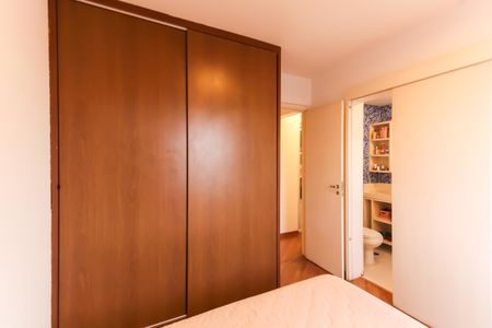 Apartamento para alugar com 124m², 3 quartos e 2 vagasQuarto 2 - Suíte