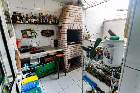 Casa de condomínio à venda com 158m², 4 quartos e 2 vagasChurrasqueira