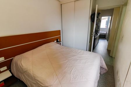 Casa de condomínio à venda com 158m², 4 quartos e 2 vagasSuíte 1