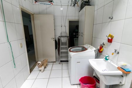 Casa de condomínio à venda com 158m², 4 quartos e 2 vagasÁrea de Serviço