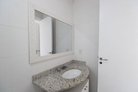 Apartamento à venda com 134m², 4 quartos e 3 vagasBanheiro da suíte