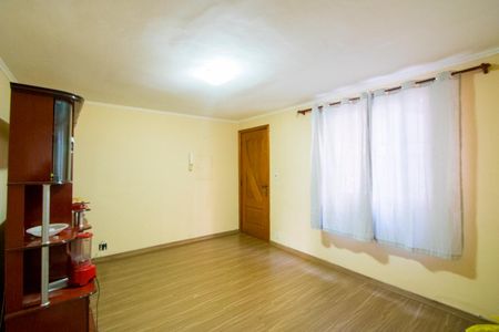 Sala de apartamento para alugar com 2 quartos, 55m² em Conjunto Residencial Planeta, Santo André