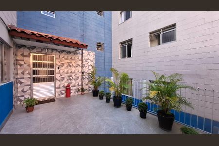 Apartamento para alugar com 55m², 2 quartos e 1 vagaÁrea comum