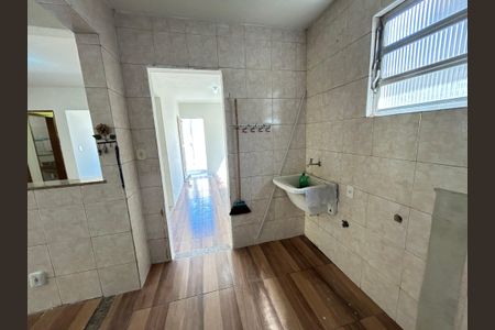 Casa para alugar com 60m², 2 quartos e sem vagaÁrea de Serviço