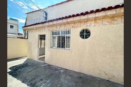 Casa para alugar com 60m², 2 quartos e sem vagaFachada