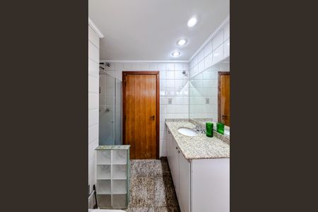 Apartamento para alugar com 120m², 3 quartos e 2 vagas Apartamento para alugar com 120m², 3 quartos e 2 vagasBanheiro