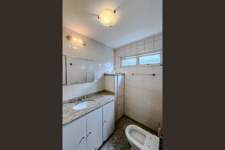 Apartamento para alugar com 120m², 3 quartos e 2 vagas Apartamento para alugar com 120m², 3 quartos e 2 vagasBanheiro da Suíte