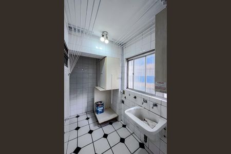 Apartamento para alugar com 120m², 3 quartos e 2 vagas Apartamento para alugar com 120m², 3 quartos e 2 vagasÁrea de Serviço