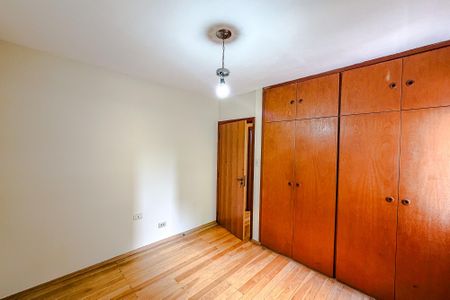 Apartamento para alugar com 120m², 3 quartos e 2 vagas Apartamento para alugar com 120m², 3 quartos e 2 vagasQuarto 2