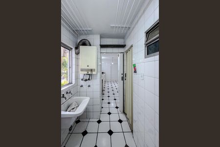 Apartamento para alugar com 120m², 3 quartos e 2 vagas Apartamento para alugar com 120m², 3 quartos e 2 vagasÁrea de Serviço