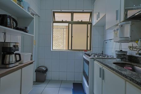 Apartamento à venda com 105m², 3 quartos e 2 vagas Apartamento à venda com 105m², 3 quartos e 2 vagasCozinha