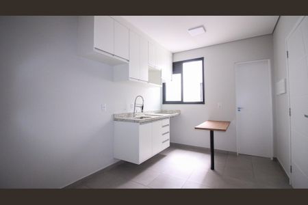 Sala/Cozinha de apartamento para alugar com 1 quarto, 27m² em Parque da Vila Prudente, São Paulo