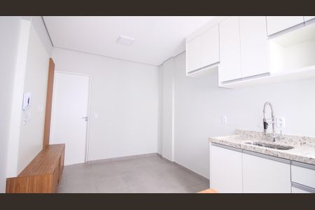 Sala/Cozinha de apartamento para alugar com 1 quarto, 27m² em Parque da Vila Prudente, São Paulo