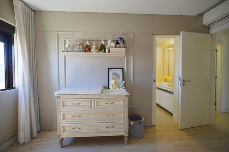 Apartamento para alugar com 119m², 3 quartos e 2 vagasQuarto 2