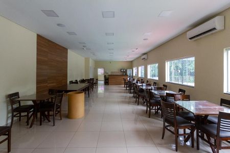 Casa à venda com 57m², 2 quartos e 1 vagaÁrea comum - Salão de festas