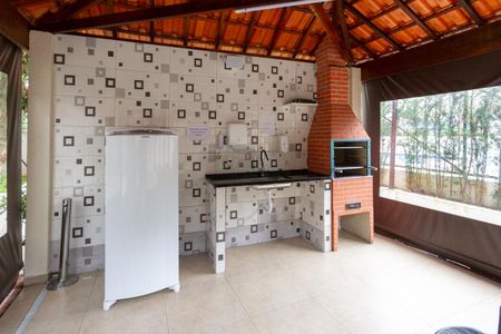 Casa à venda com 57m², 2 quartos e 1 vagaÁrea comum - Churrasqueira
