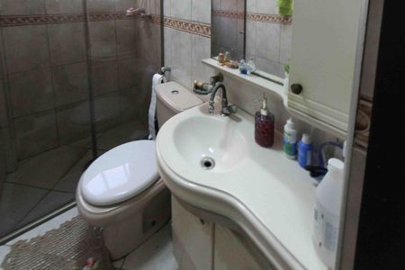 Casa à venda com 57m², 2 quartos e 1 vagaBanheiro