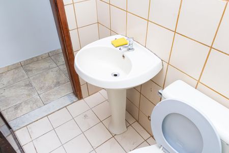 Casa para alugar com 43m², 1 quarto e sem vagaBanheiro