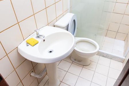 Casa para alugar com 43m², 1 quarto e sem vagaBanheiro