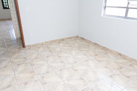 Casa para alugar com 43m², 1 quarto e sem vagaQuarto