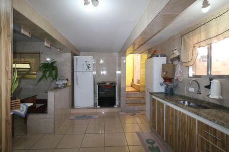 Casa à venda com 195m², 3 quartos e 3 vagasCozinha
