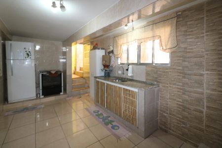 Casa à venda com 195m², 3 quartos e 3 vagasCozinha