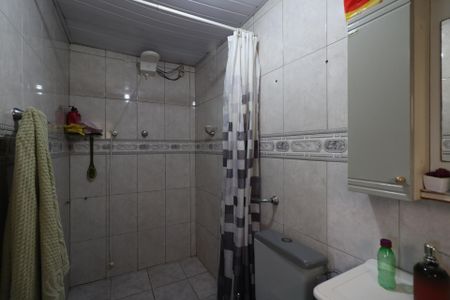 Casa à venda com 195m², 3 quartos e 3 vagasBanheiro da Suíte