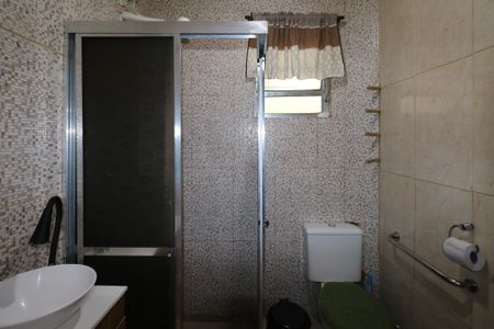 Casa à venda com 195m², 3 quartos e 3 vagasBanheiro