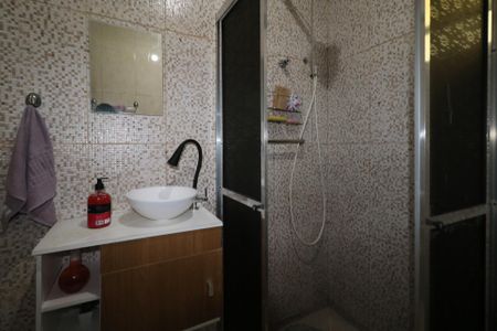 Casa à venda com 195m², 3 quartos e 3 vagasBanheiro