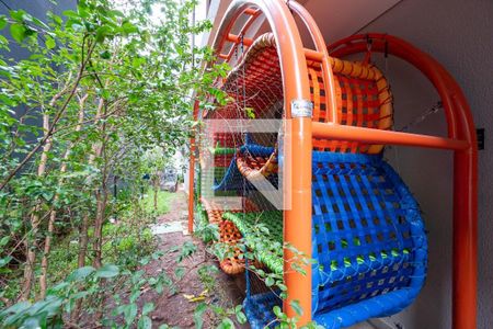 Studio à venda com 27m², 1 quarto e sem vaga Studio à venda com 27m², 1 quarto e sem vagaÁrea comum - Playground