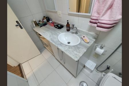 Apartamento à venda com 75m², 2 quartos e sem vagaBanheiro - torneira
