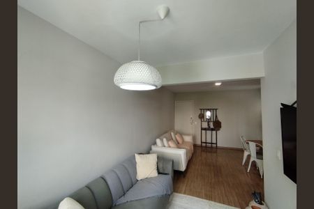 Apartamento à venda com 75m², 2 quartos e sem vagaSala 