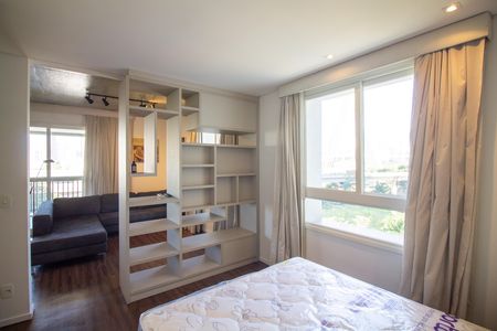Suíte  de apartamento para alugar com 1 quarto, 63m² em Cidade Monções, São Paulo