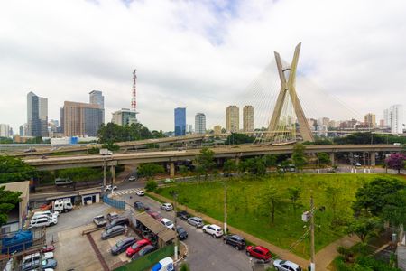 Apartamento para alugar com 63m², 1 quarto e 1 vaga Apartamento para alugar com 63m², 1 quarto e 1 vagaVista Varanda